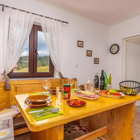 1 Bedroom Lovely In Lägenhet