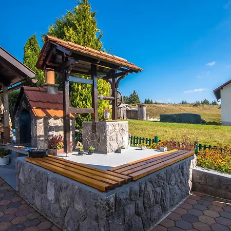 1 Bedroom Awesome In Apartament *