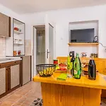 1 Bedroom Lovely In *